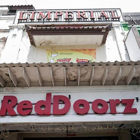 Reddoorz Near Waterboom Lippo Cikarang Hotel Екстериор снимка