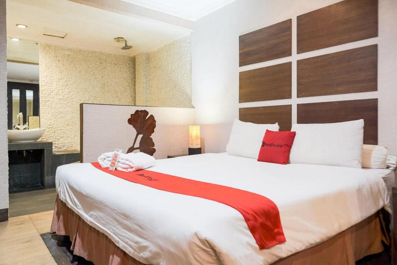 Reddoorz Near Waterboom Lippo Cikarang Hotel Екстериор снимка